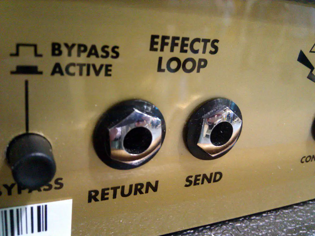 What is an Effects Loop? A Comprehensive Guide for Musicians