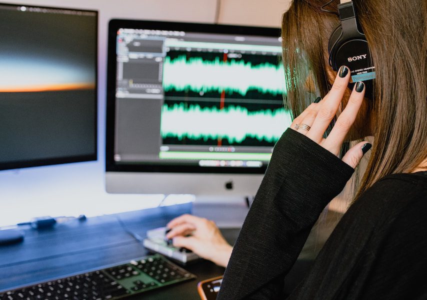 What is Audio Clipping: Understanding the Common Audio Distortion Problem